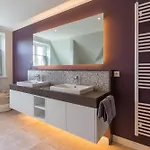 West Hus بيت للعطل *